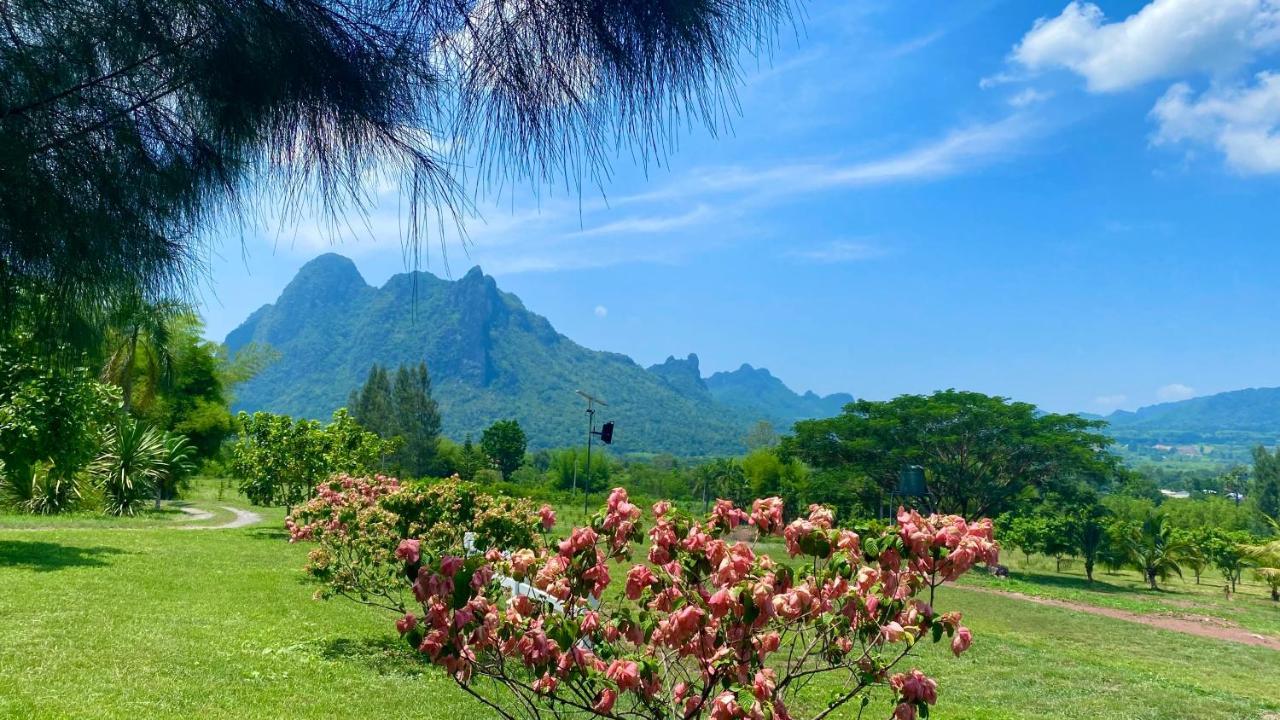 ไร่วิวทิวเขา ลานกางเต็นท์ ฟาร์มสเตย์ Ban Nong Tum Exterior foto
